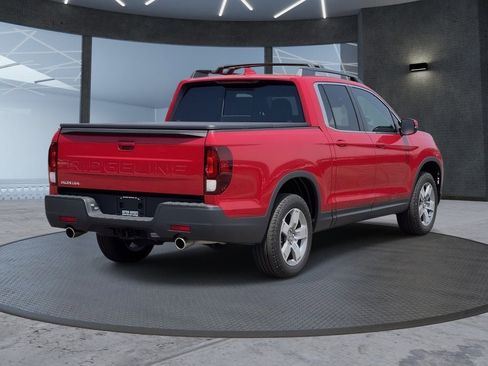 Used 2025 Honda Ridgeline RTL image 4