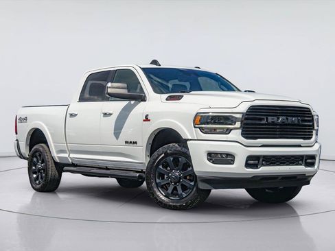 Used 2022 RAM 2500 Laramie AWD/4WD image 1
