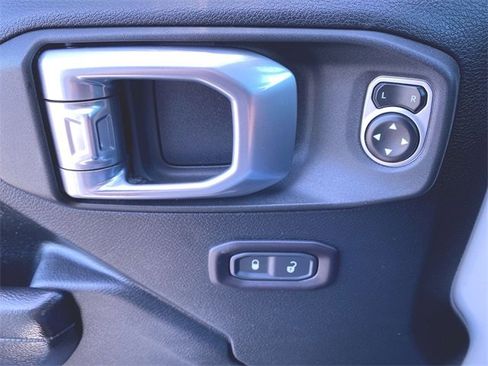 Used 2020 Jeep Gladiator Sport w/ Quick Order Package 24S image 23