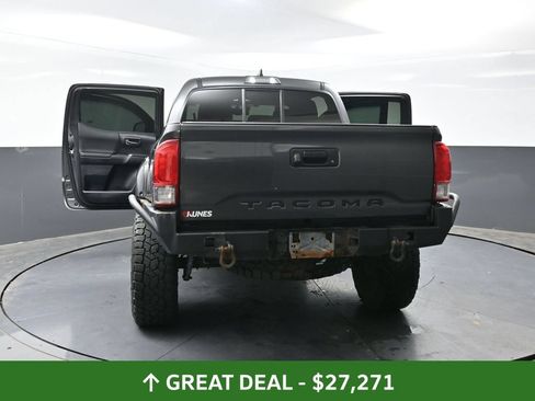 Used 2016 Toyota Tacoma TRD Sport w/ Towing Package AWD/4WD image 57