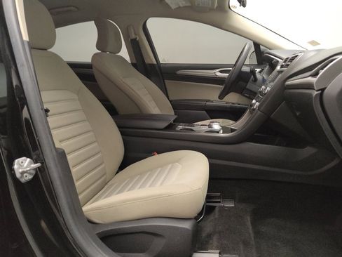 Used 2018 Ford Fusion S image 21