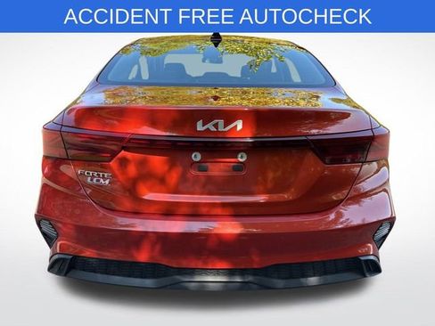 Used 2023 Kia Forte LXS w/ LXS Technology Package image 4