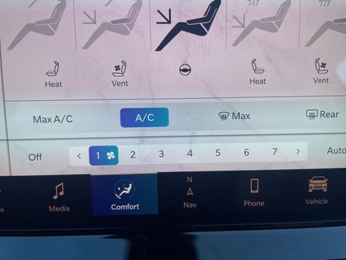 Used 2024 Jeep Compass Limited w/ Elite Group image 26