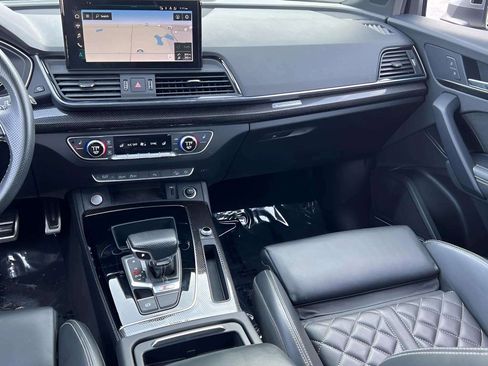 Used 2022 Audi SQ5 Premium Plus w/ Premium Plus Package image 26