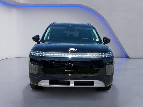 New 2026 Hyundai Ioniq 9 SEL image 3