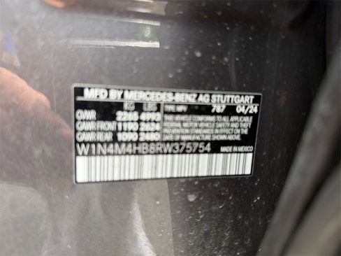 Used 2024 Mercedes-Benz GLB 250 GLB 250 image 24