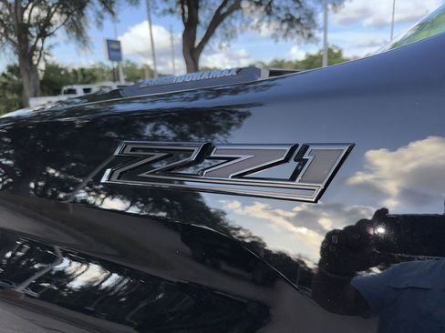 Used 2025 Chevrolet Silverado 2500 LT AWD/4WD image 21