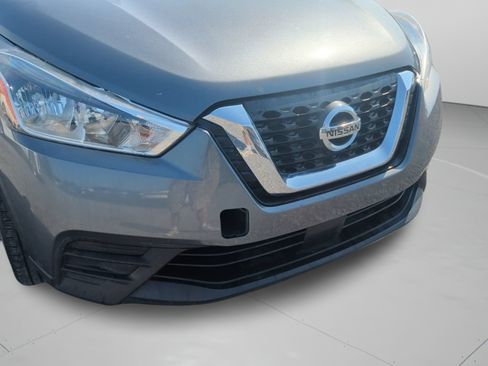 Used 2020 Nissan Kicks S FWD image 37
