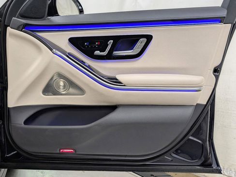 Used 2022 Mercedes-Benz S 500 4MATIC image 26