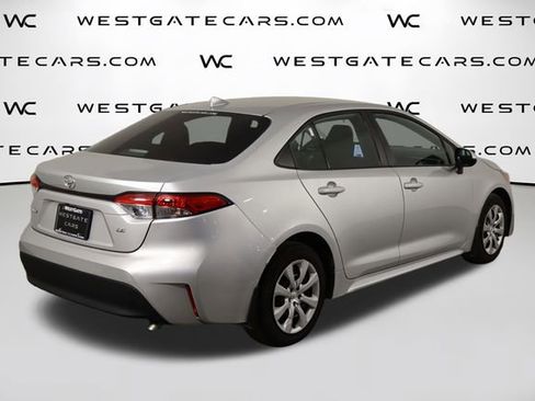 Used 2025 Toyota Corolla LE FWD image 42