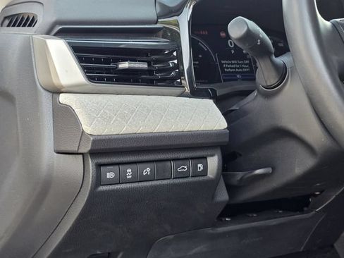 Used 2025 Toyota Camry XLE w/ Premium Package FWD image 21