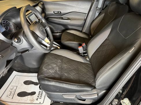 Used 2019 Nissan Kicks S FWD image 20