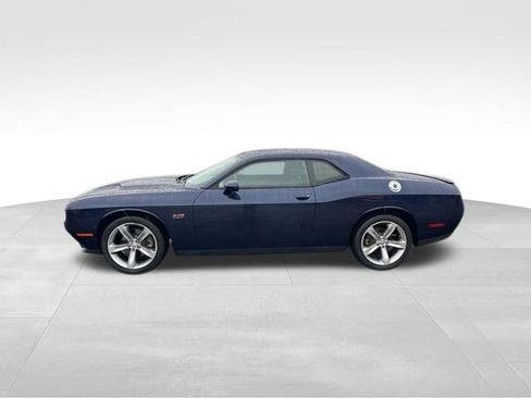Used 2015 Dodge Challenger R/T w/ Quick Order Package 22B R/T image 9