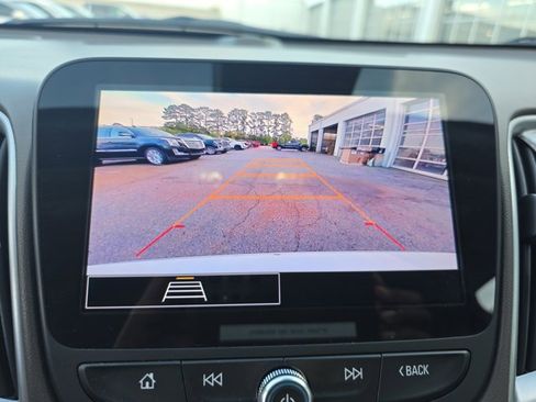 Used 2024 Chevrolet Malibu LT image 23