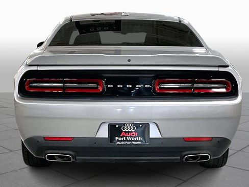 Used 2018 Dodge Challenger SXT Plus image 4