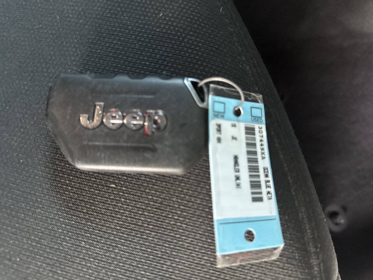 Used 2018 Jeep Wrangler Unlimited Sport AWD/4WD image 24
