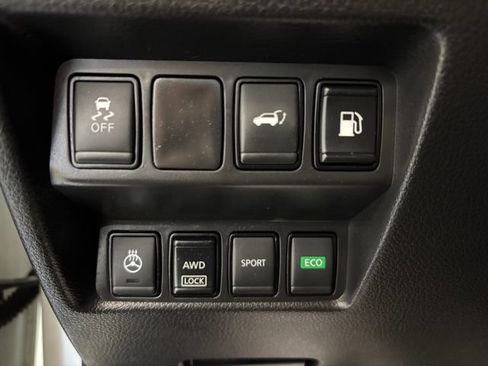 Used 2018 Nissan Rogue SV w/ Premium Package AWD/4WD image 24