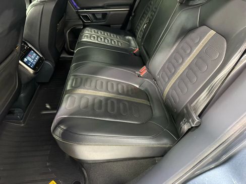 Used 2022 Rivian R1T Launch Edition image 27