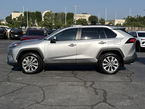 Used 2025 Toyota RAV4 XLE Premium w/ Weather Package AWD/4WD image 13