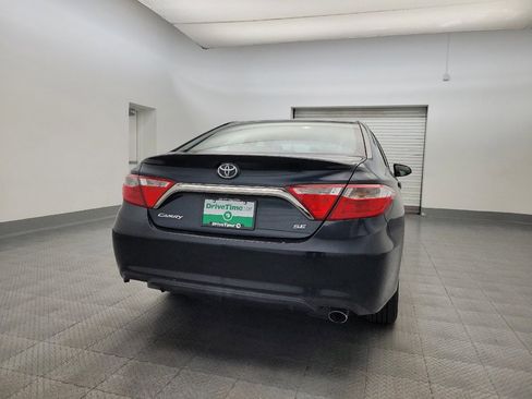 Used 2016 Toyota Camry SE image 7