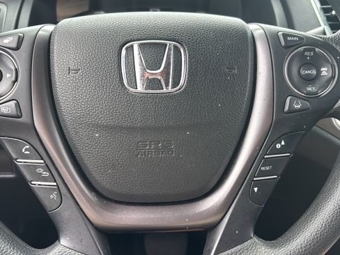 Certified 2023 Honda Ridgeline Sport image 32