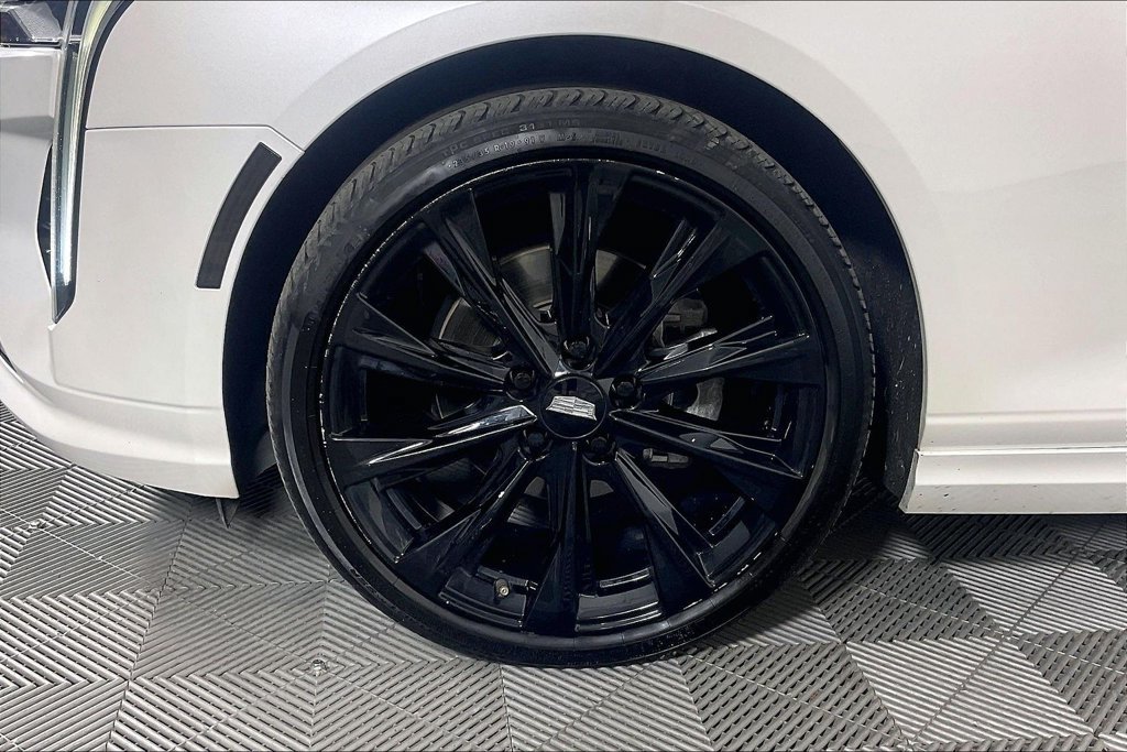 Used 2023 Cadillac CT4 Luxury w/ Sun And Sound Package AWD/4WD image 10