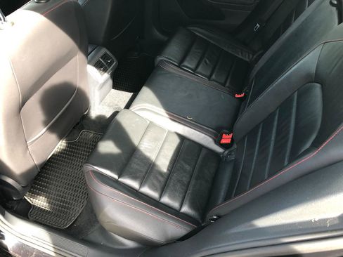 Used 2015 Volkswagen GTI Autobahn w/ Lighting Package (SEL) image 27