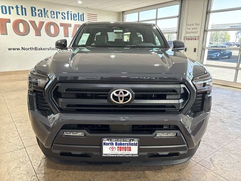 New 2026 Toyota Tacoma SR5 AWD/4WD image 5
