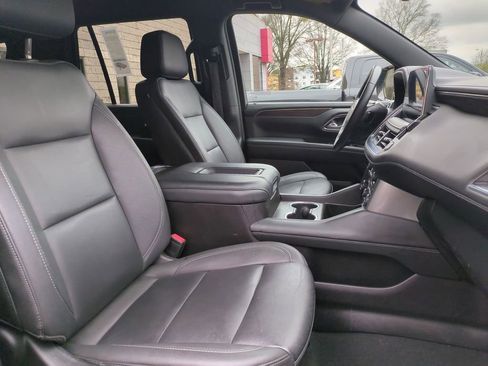 Used 2024 Chevrolet Tahoe LT AWD/4WD image 32