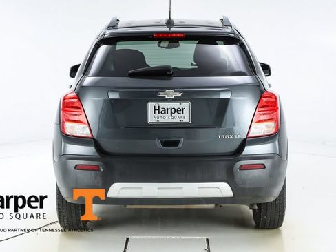 Used 2016 Chevrolet Trax LT FWD image 8