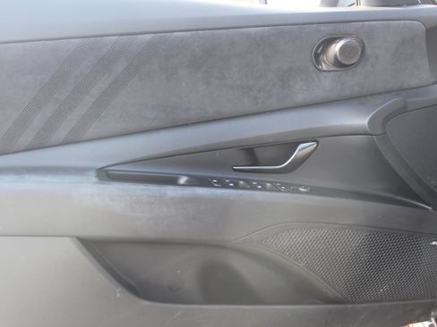 Used 2023 Hyundai Elantra N FWD image 11