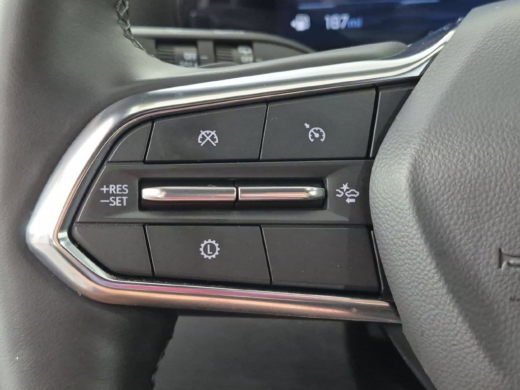 Certified 2026 Chevrolet Equinox LT FWD image 17