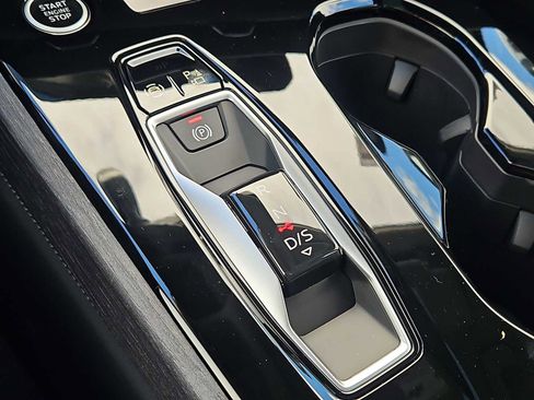 New 2025 Audi A5 2.0T Prestige image 20