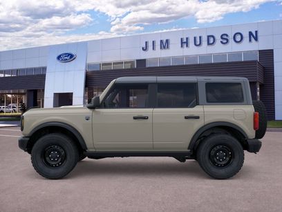 New 2026 Ford Bronco Big Bend w/ Black Diamond Package