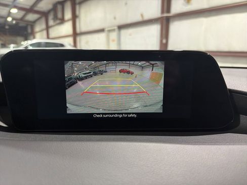 Used 2025 MAZDA MAZDA3 s image 17