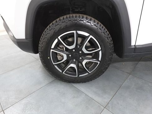 Used 2024 Jeep Compass Trailhawk image 28