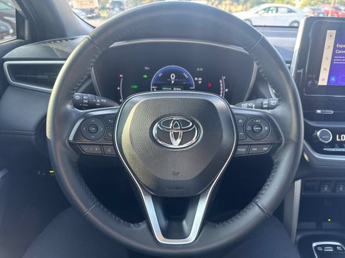 Used 2024 Toyota Corolla Cross AWD Hybrid w/ Convenience Package image 22