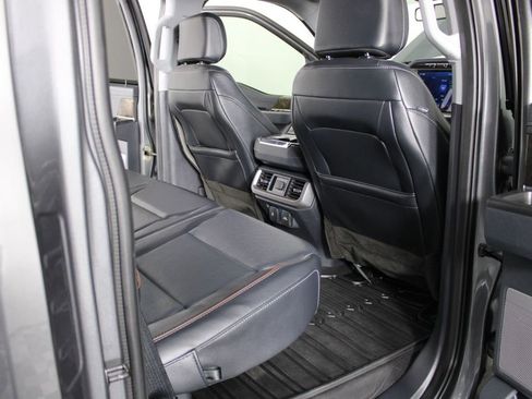 Used 2023 Ford F150 Lariat w/ FX4 Off-Road Package image 34