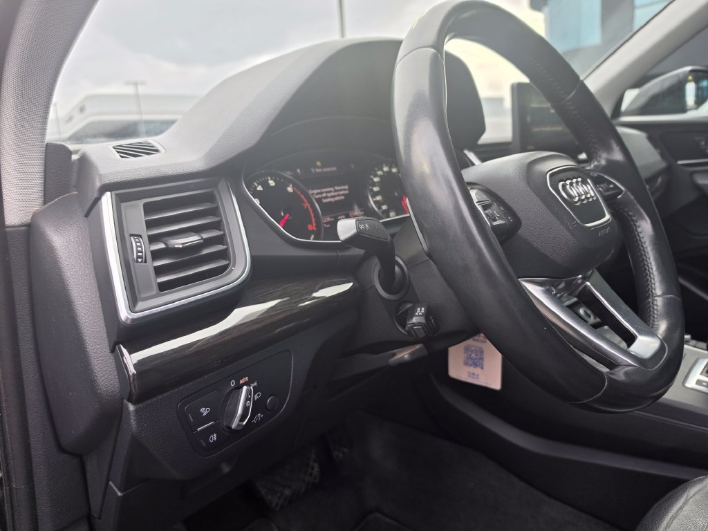 Used 2020 Audi Q5 2.0T Premium AWD/4WD image 15