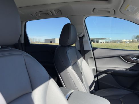 Used 2023 Audi Q7 Premium Plus w/ Premium Plus Package image 35