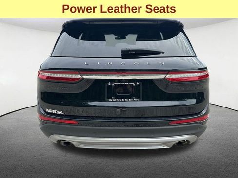 Used 2022 Lincoln Corsair AWD w/ Premium Package image 11