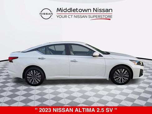 Certified 2023 Nissan Altima 2.5 SV AWD/4WD image 2