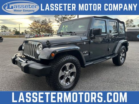 Used 2018 Jeep Wrangler Unlimited Sahara w/ Connectivity Group image 1