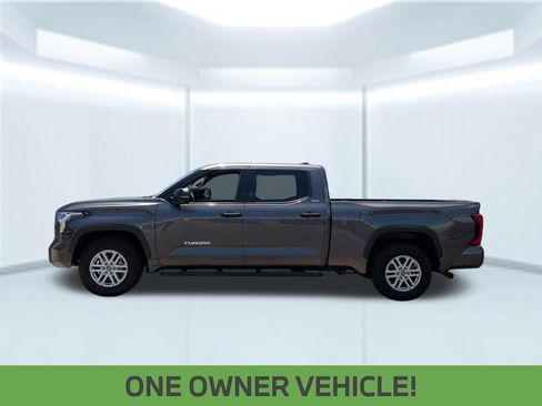 Used 2023 Toyota Tundra SR5 w/ SR5 Convenience Package RWD image 2