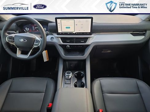 New 2026 Ford Explorer Active w/ Active Comfort Package image 11