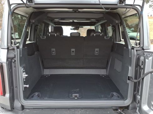 New 2025 Ford Bronco Badlands image 11