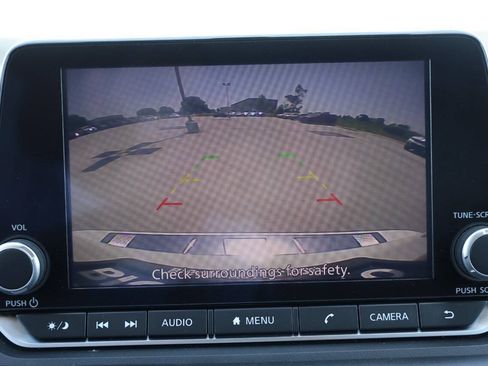 Used 2025 Nissan Rogue SV AWD/4WD image 22