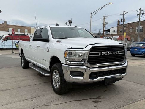 Used 2020 RAM 2500 Big Horn AWD/4WD image 3