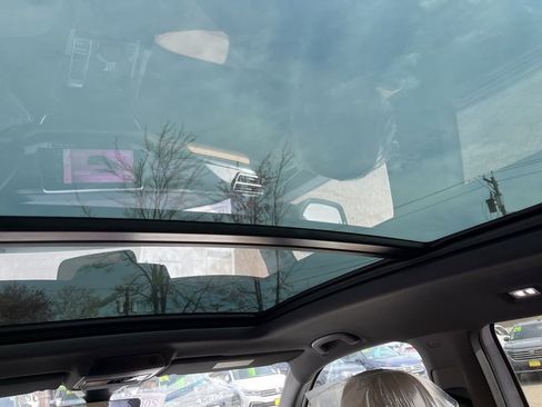 New 2026 Volkswagen Atlas Cross Sport SEL R-Line image 19