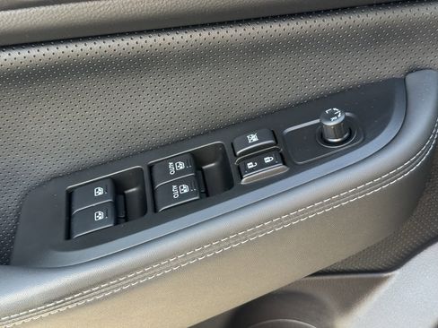 Used 2017 Subaru Outback 2.5i Limited image 26